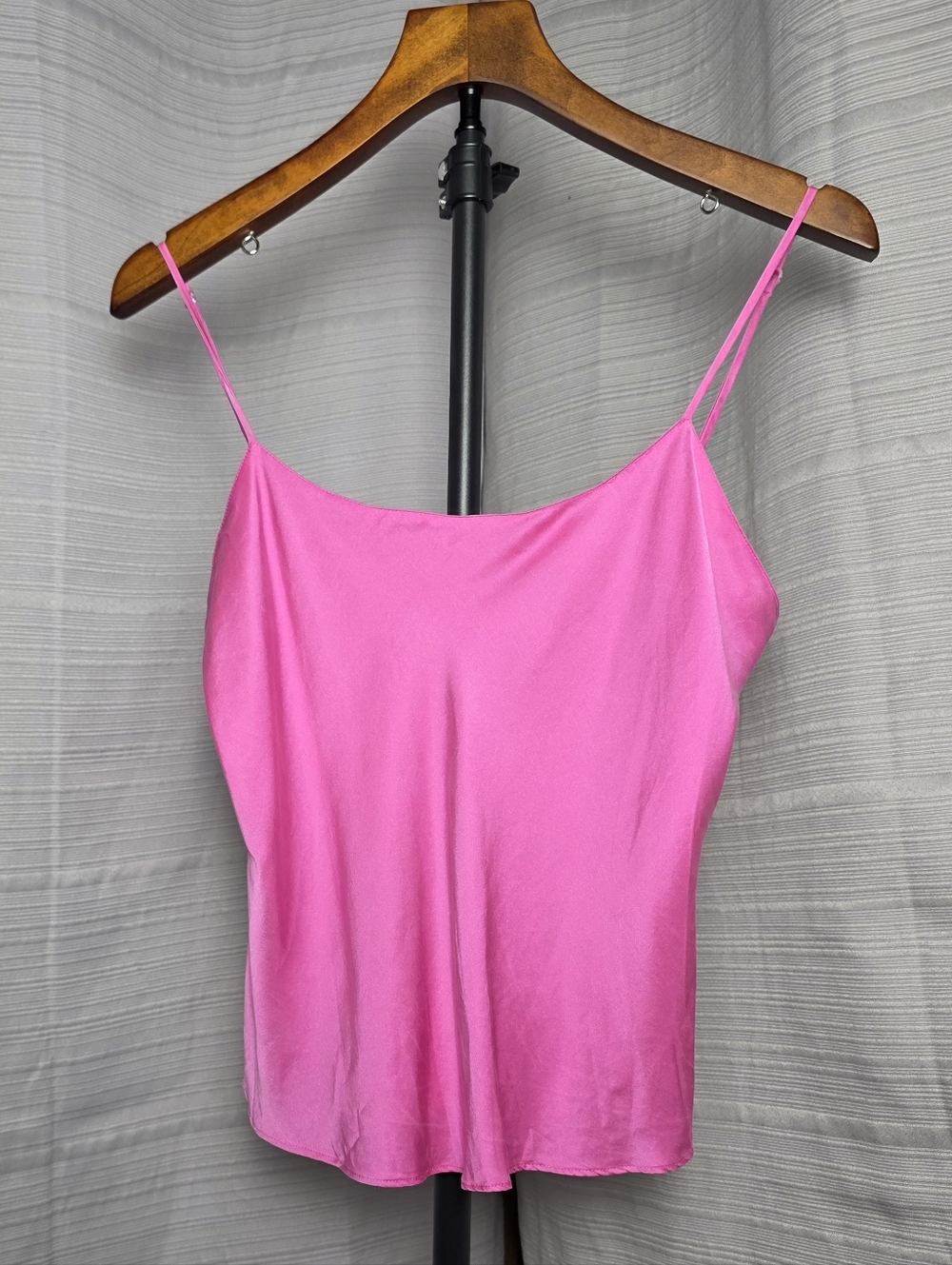 Vintage Victoria's Secret Gold Label 100% Silk Camisole Slip 90s Y2K Pink Size S